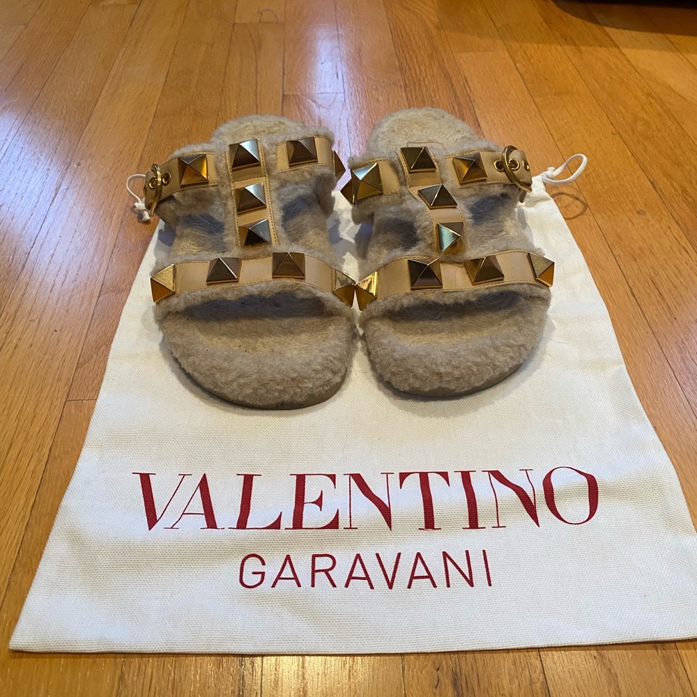 Valentino Garavani Roman Leather & Shearling Studs Sandals